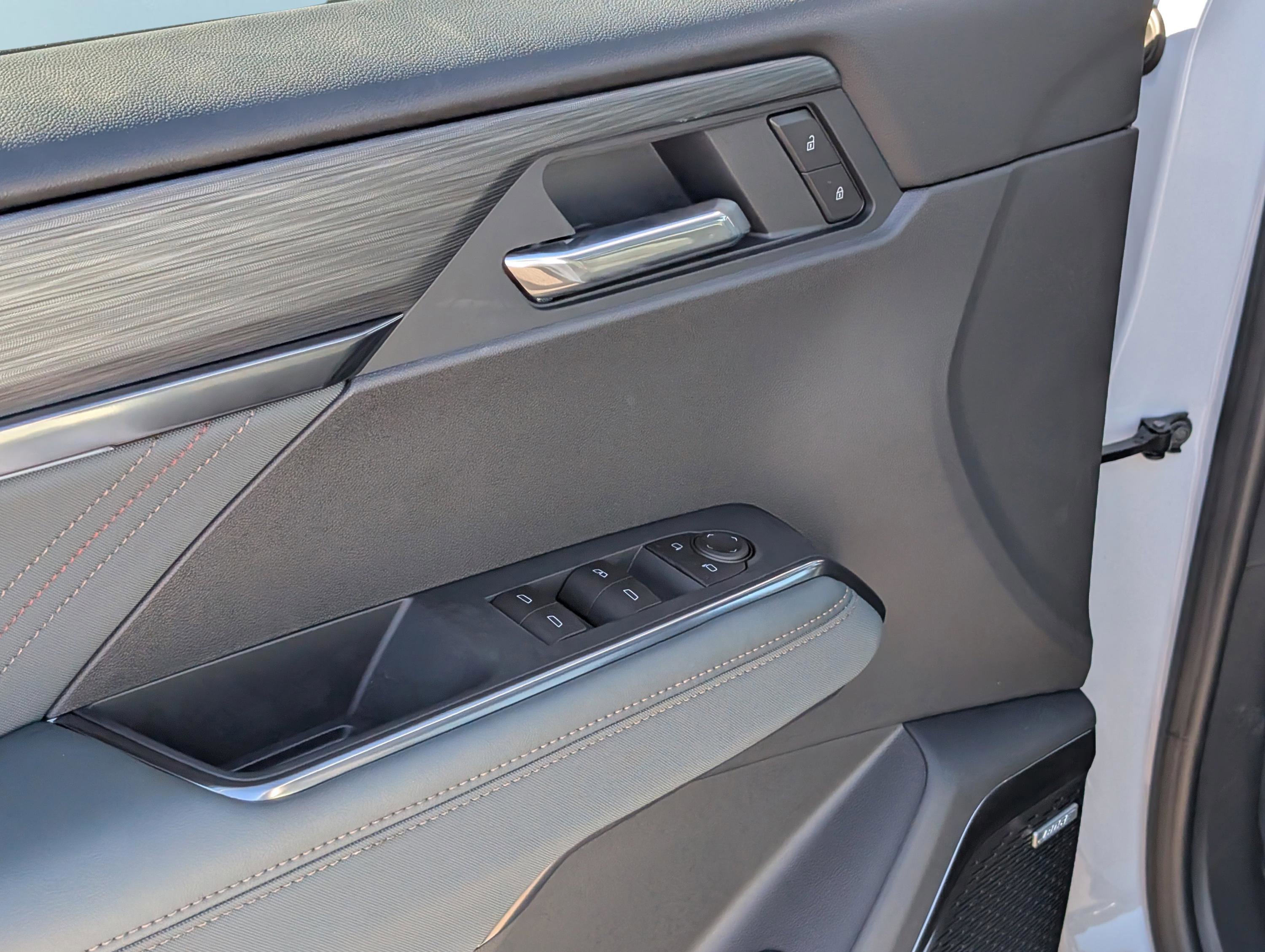 New 2026 GMC Acadia AT4 w/ Super Cruise Package image 17