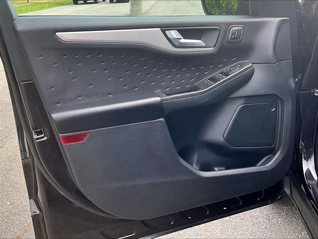 Used 2020 Ford Escape SEL AWD/4WD image 9
