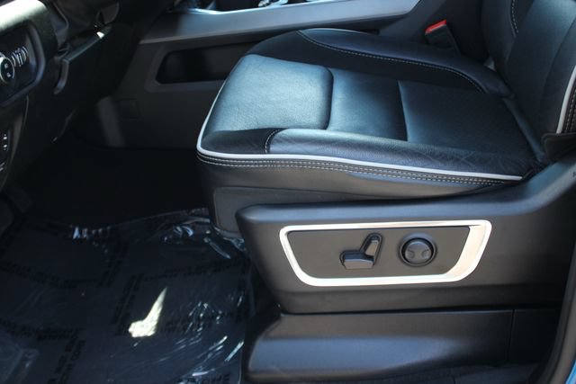 Used 2025 RAM 1500 Laramie w/ Night Edition AWD/4WD image 21