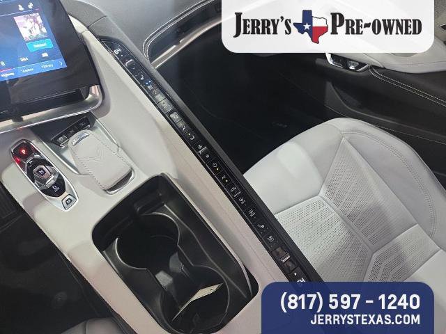 Used 2024 Chevrolet Corvette Stingray Preferred Cpe RWD image 12