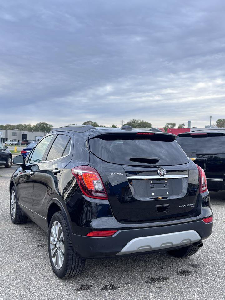 Used 2019 Buick Encore Preferred AWD/4WD image 3