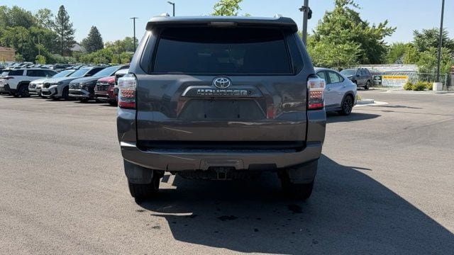 Used 2018 Toyota 4Runner SR5 Premium AWD/4WD image 5