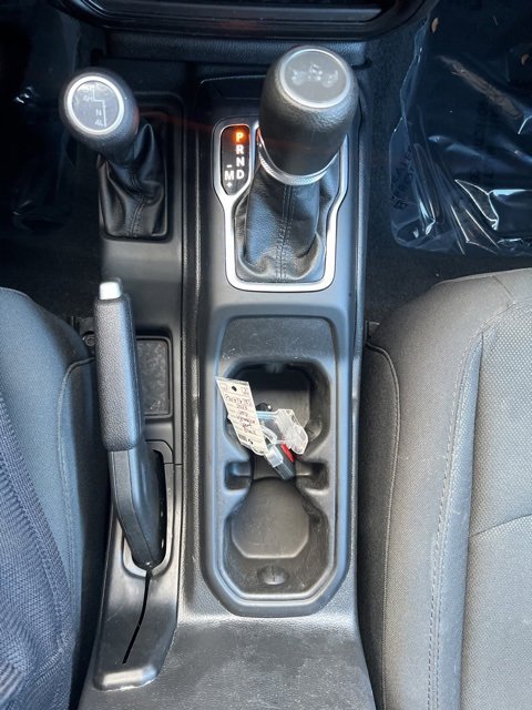 Used 2023 Jeep Wrangler Unlimited Sport image 30