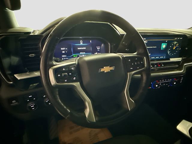 Used 2022 Chevrolet Silverado 1500 LT image 12
