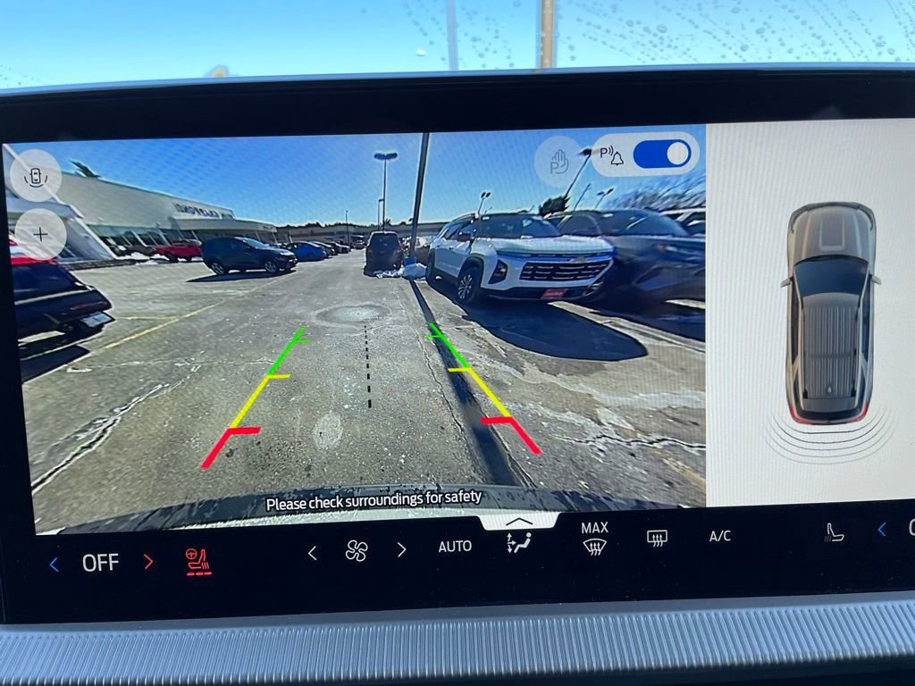 New 2026 Ford Explorer Active w/ Active Comfort Package image 9