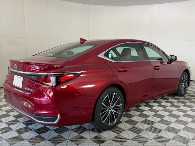 Certified 2025 Lexus ES 300h 300h w/ Premium Package image 9