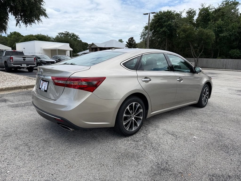 Used 2016 Toyota Avalon XLE Plus FWD image 9