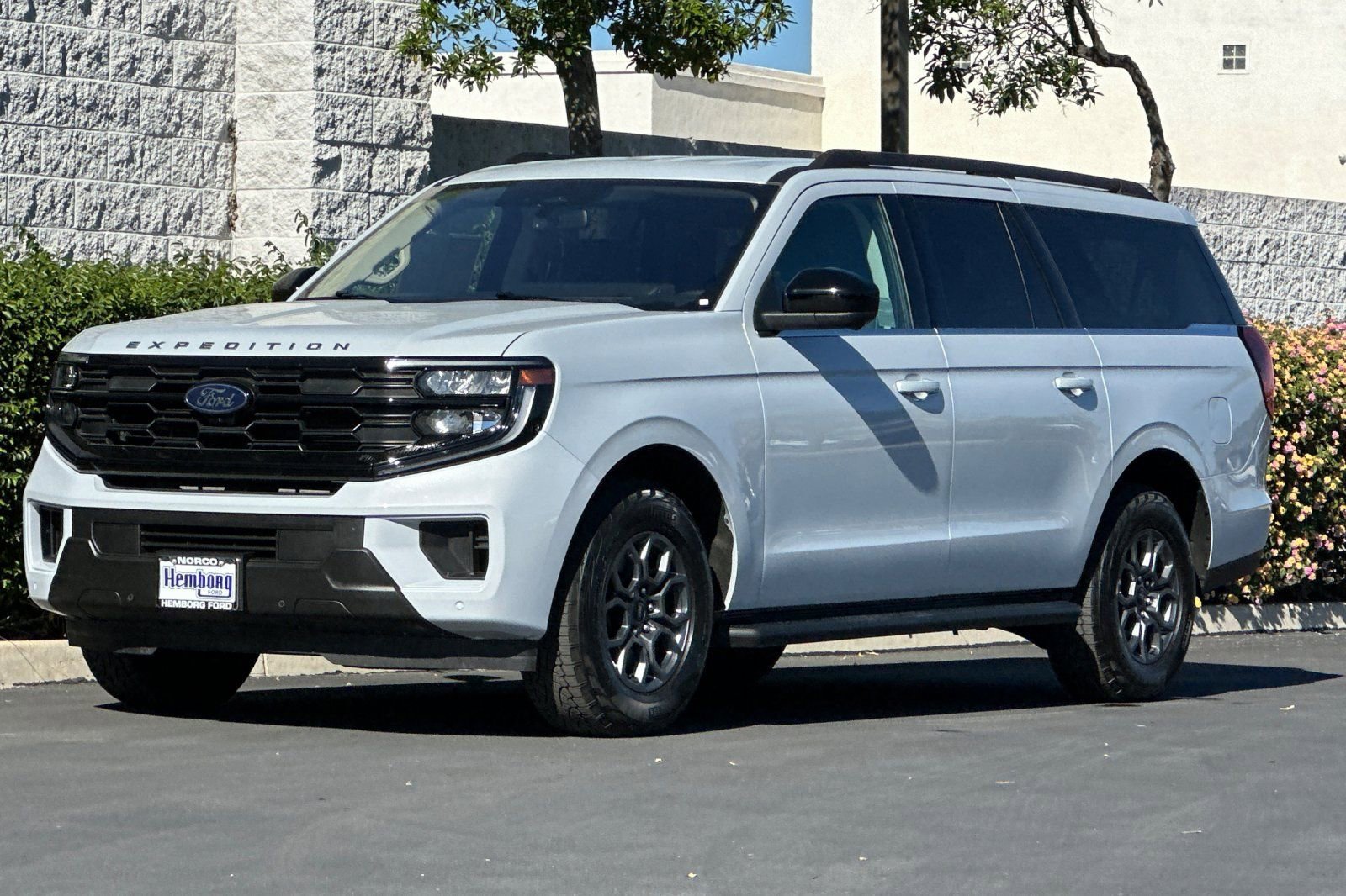 Used 2025 Ford Expedition Max Active image 8