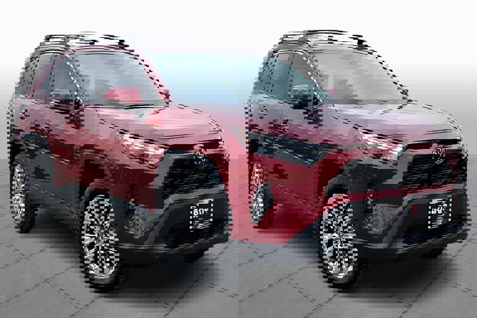 Used 2025 Toyota RAV4 XLE Premium image 3