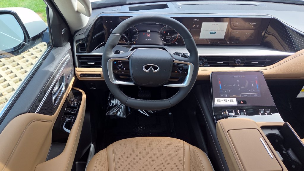 New 2027 INFINITI QX80 Luxe w/ Cargo Package AWD/4WD image 18