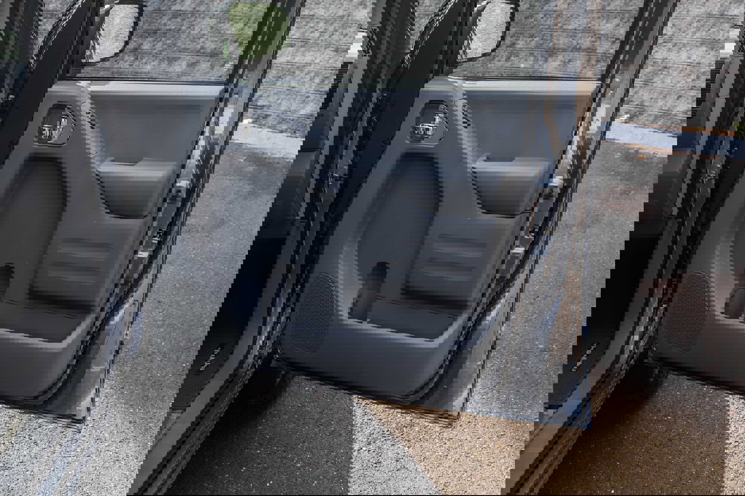 Used 2017 Nissan Frontier SV image 14