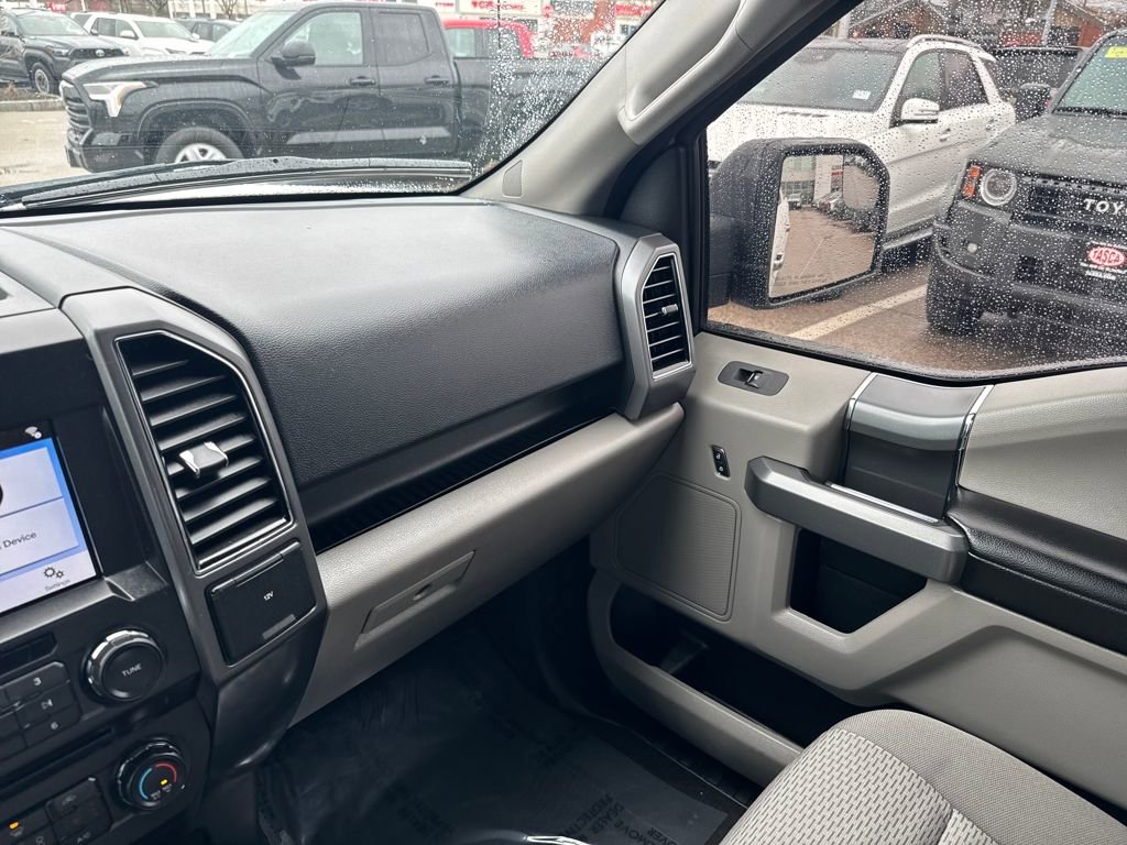 Used 2018 Ford F150 XLT w/ Equipment Group 302A Luxury image 24