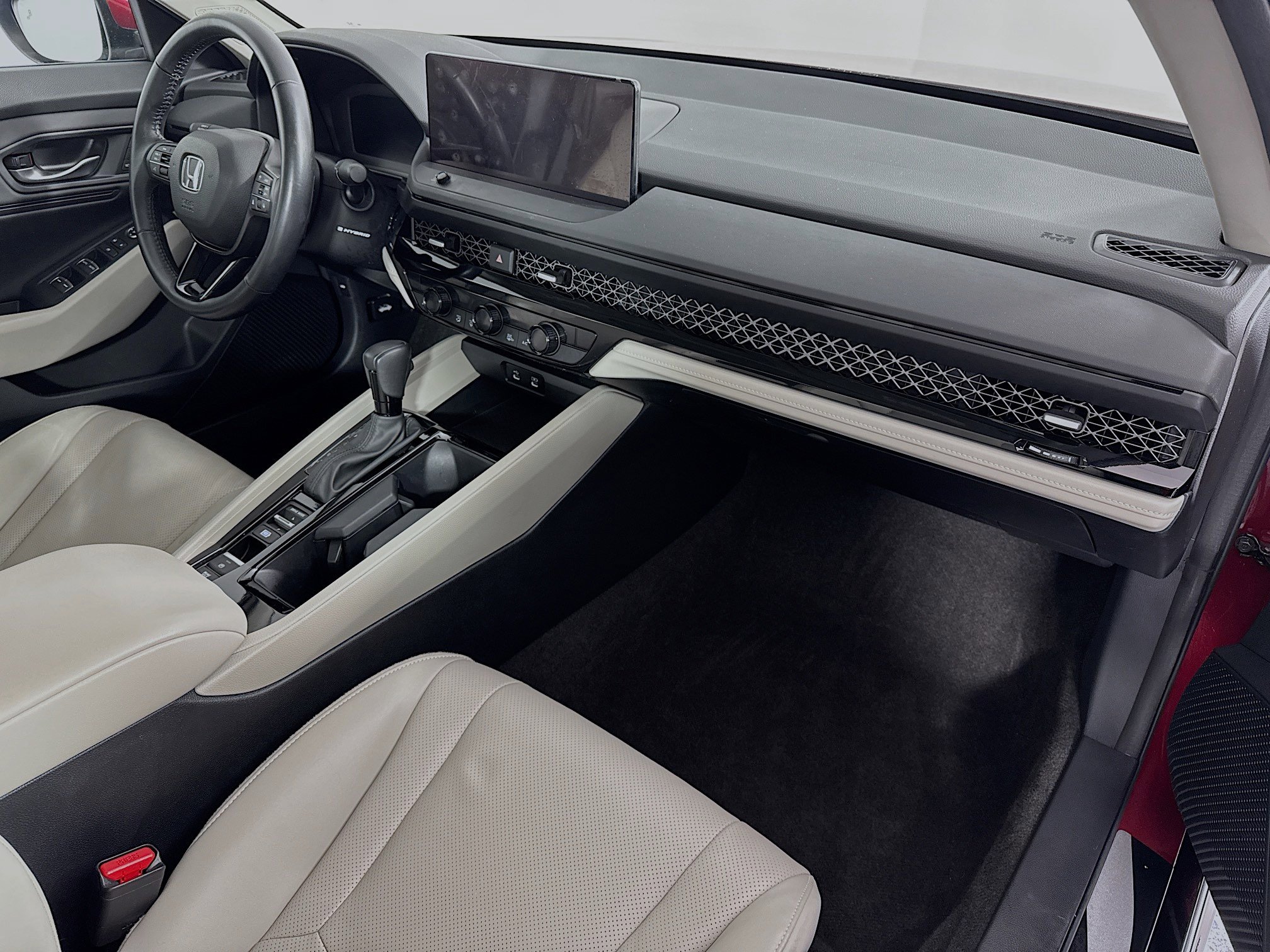 Certified 2024 Honda Accord EX-L image 28