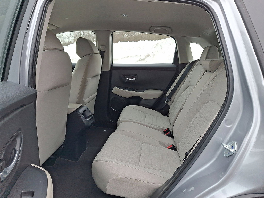 Used 2025 Honda HR-V LX image 13