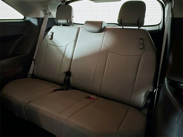Used 2025 Toyota Sienna XLE image 26