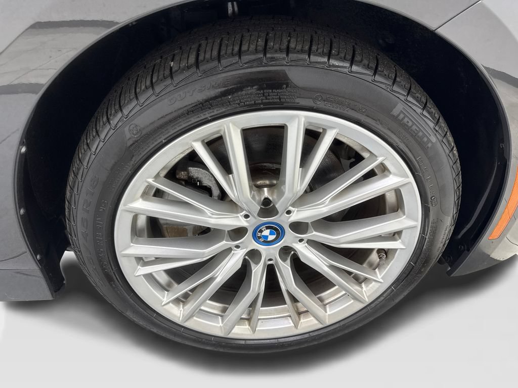 Used 2023 BMW 330e xDrive w/ Premium Package AWD/4WD image 82