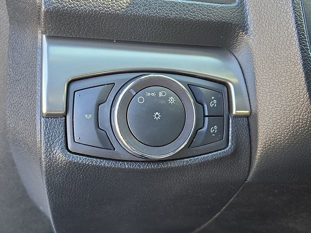 Used 2019 Ford Explorer XLT AWD/4WD image 24