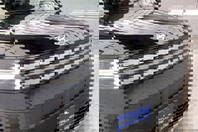 Certified 2025 Hyundai Santa Fe SE image 30