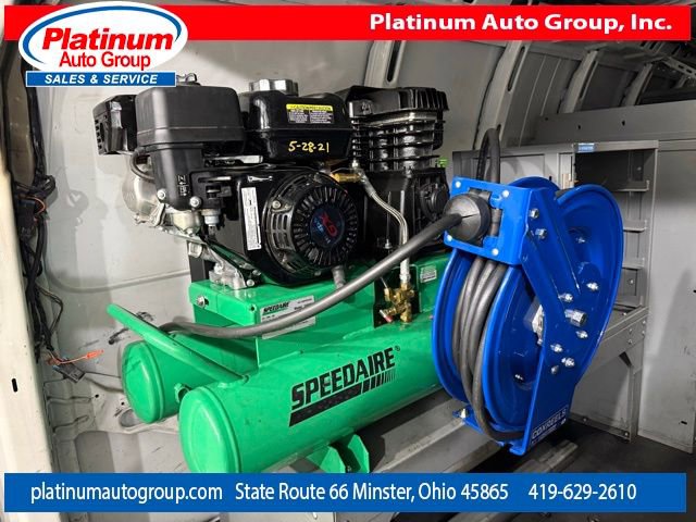 Used 2016 Chevrolet Express 3500 Extended image 29