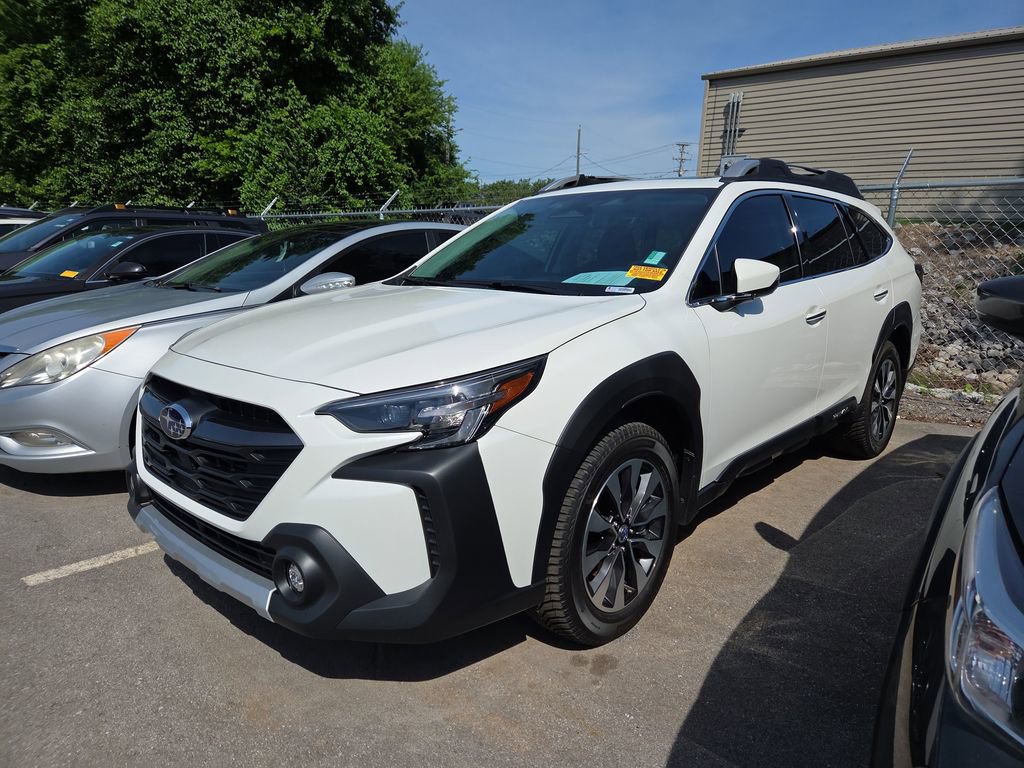 Used 2025 Subaru Outback Touring XT AWD/4WD image 9