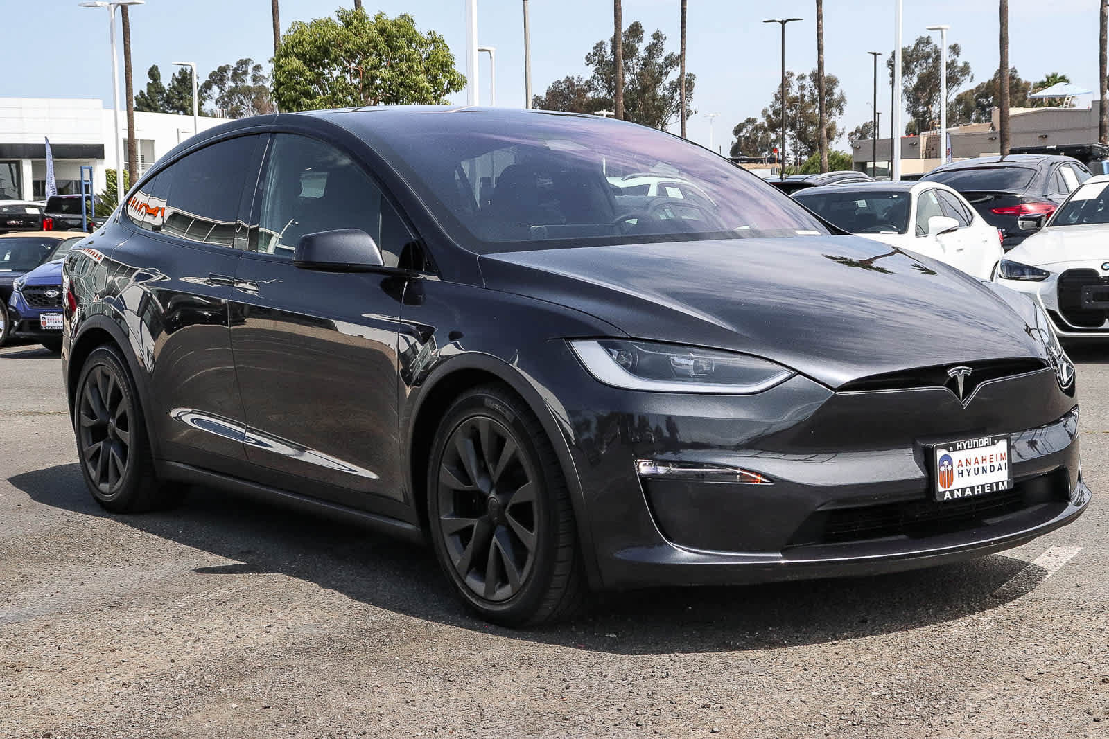 Used 2024 Tesla Model X AWD/4WD image 3