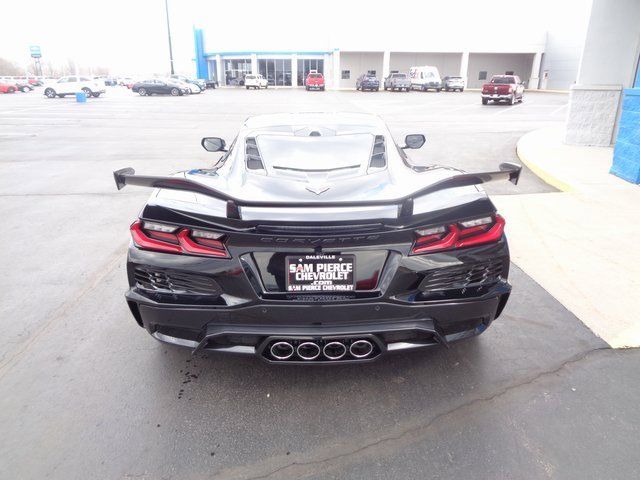 New 2024 Chevrolet Corvette Z06 w/ Z07 Performance Package image 4