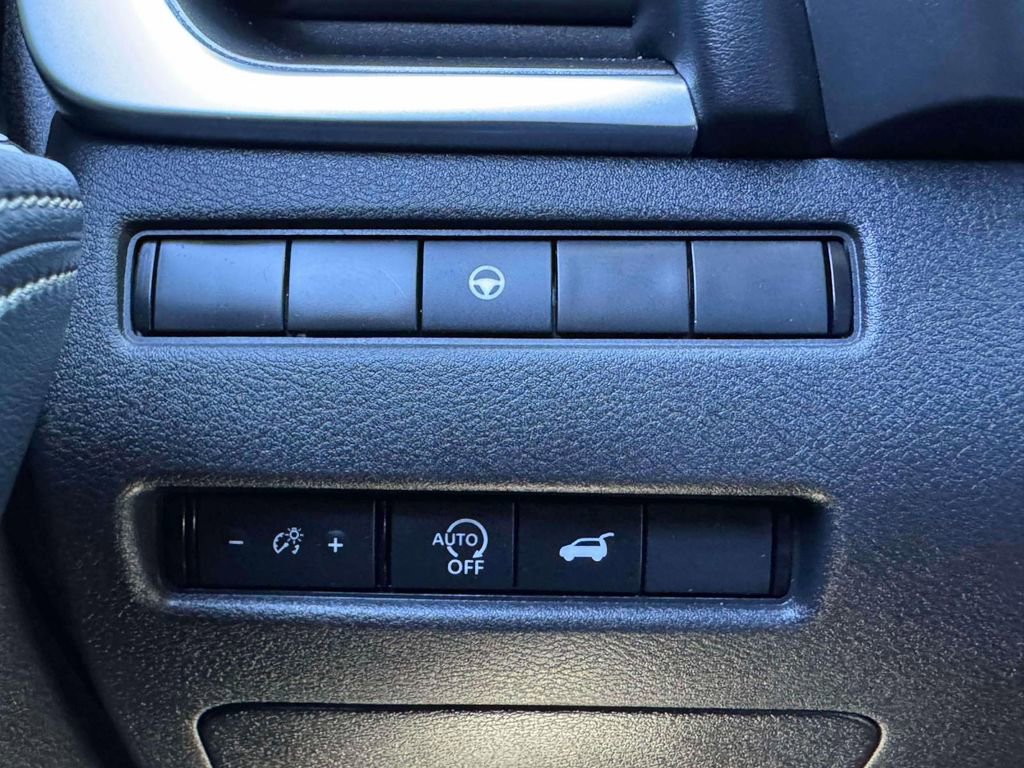 Certified 2024 Nissan Rogue SV image 20