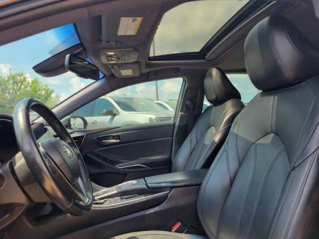 Used 2019 Toyota Avalon XLE w/ Moonroof Package FWD image 10