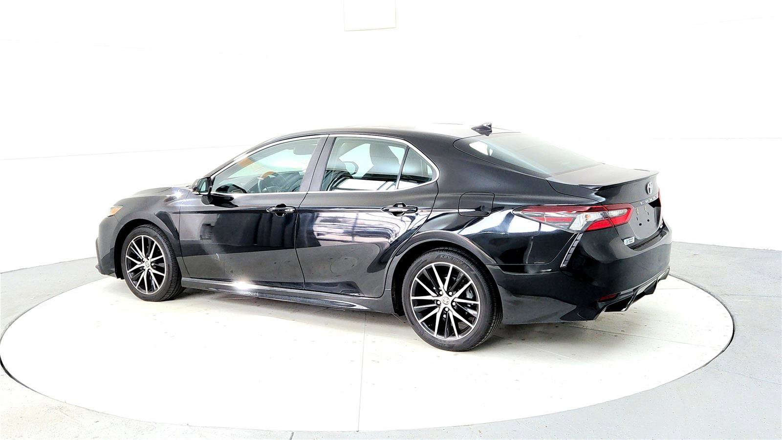 Certified 2023 Toyota Camry SE w/ Cold Weather Package image 4