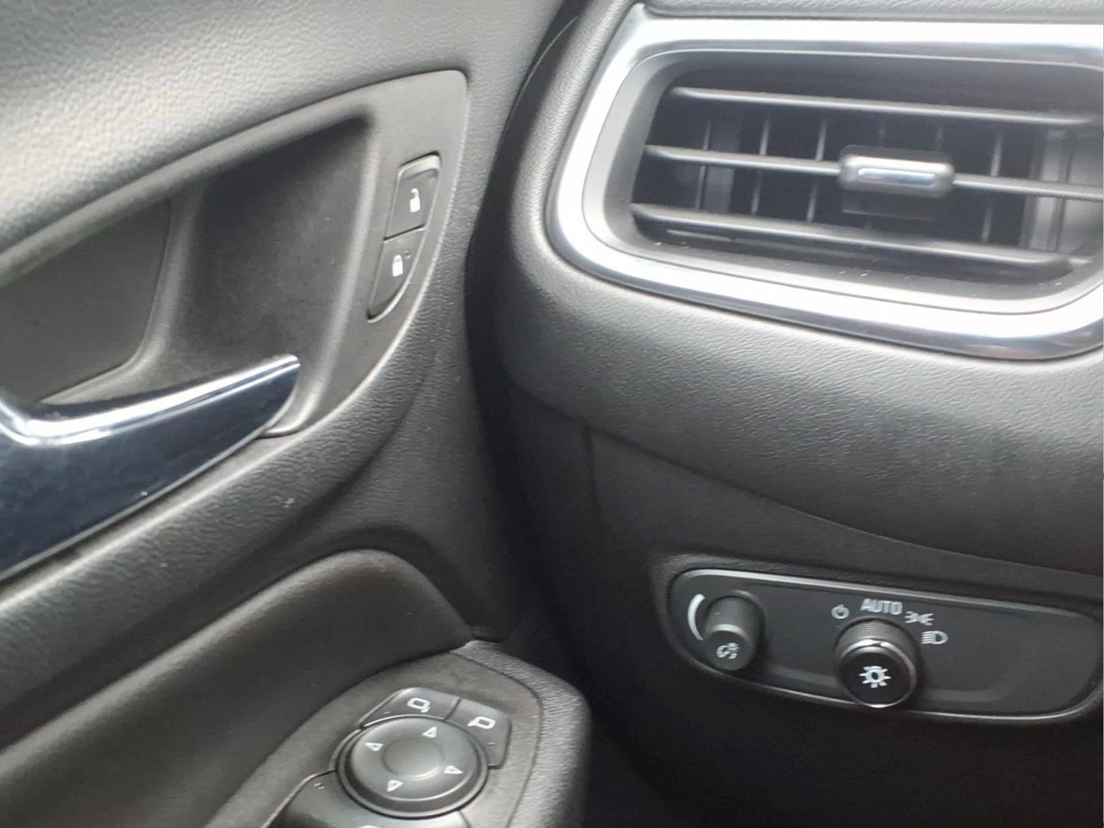 Certified 2022 Chevrolet Equinox LT FWD image 20