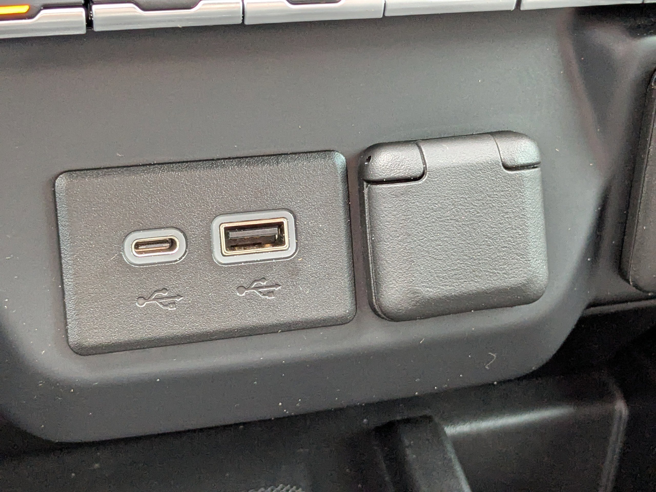 Used 2022 GMC Sierra 1500 SLT w/ SLT Premium Plus Package image 22