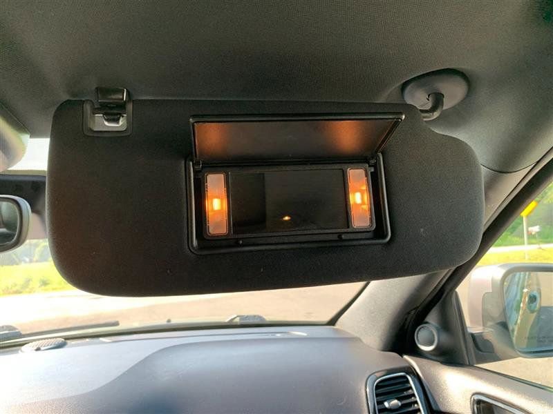 Used 2019 Jeep Grand Cherokee Trailhawk w/ Trailhawk Luxury Group image 36