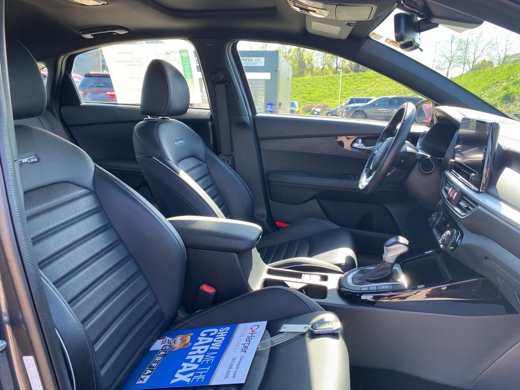 Used 2024 Kia Forte GT-Line w/ GT-Line Premium Package FWD image 11
