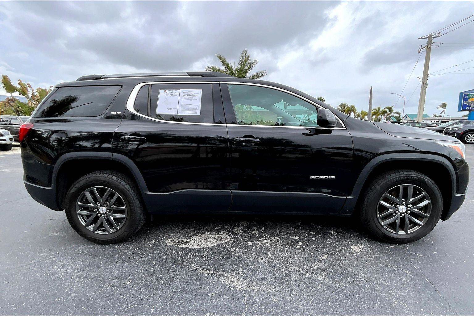 Used 2019 GMC Acadia SLT image 31