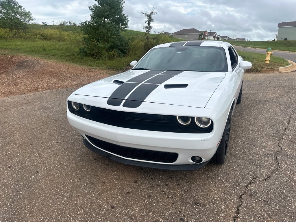 Used 2016 Dodge Challenger R/T w/ Blacktop Package RWD image 8