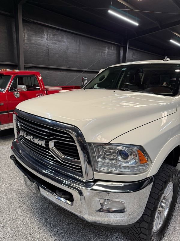 Used 2017 RAM 3500 Laramie Longhorn image 23