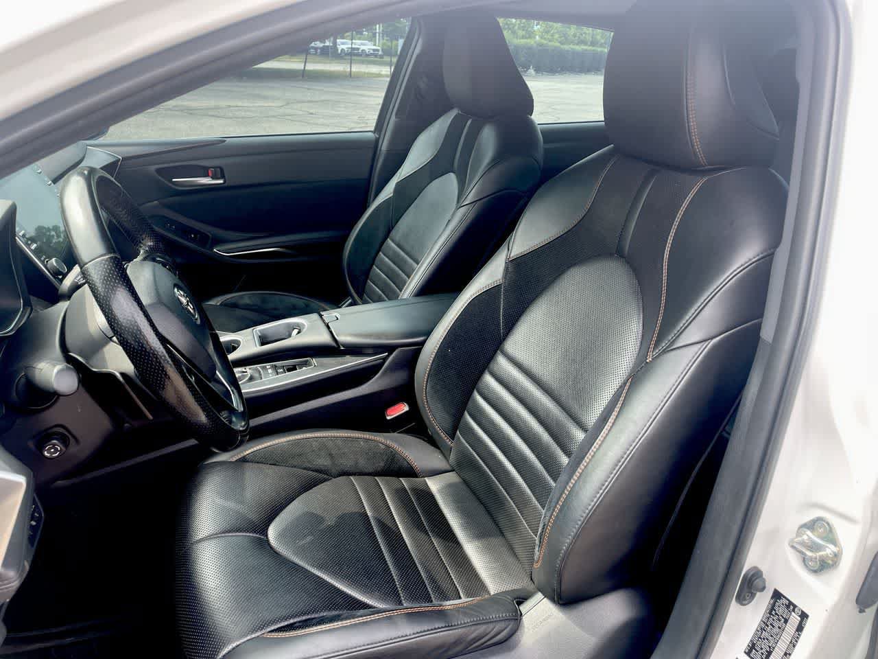 Used 2019 Toyota Avalon Touring FWD image 12
