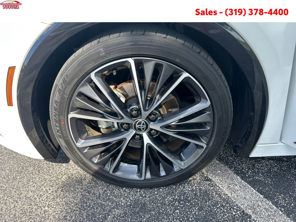 Certified 2024 Toyota Prius XLE AWD/4WD image 26