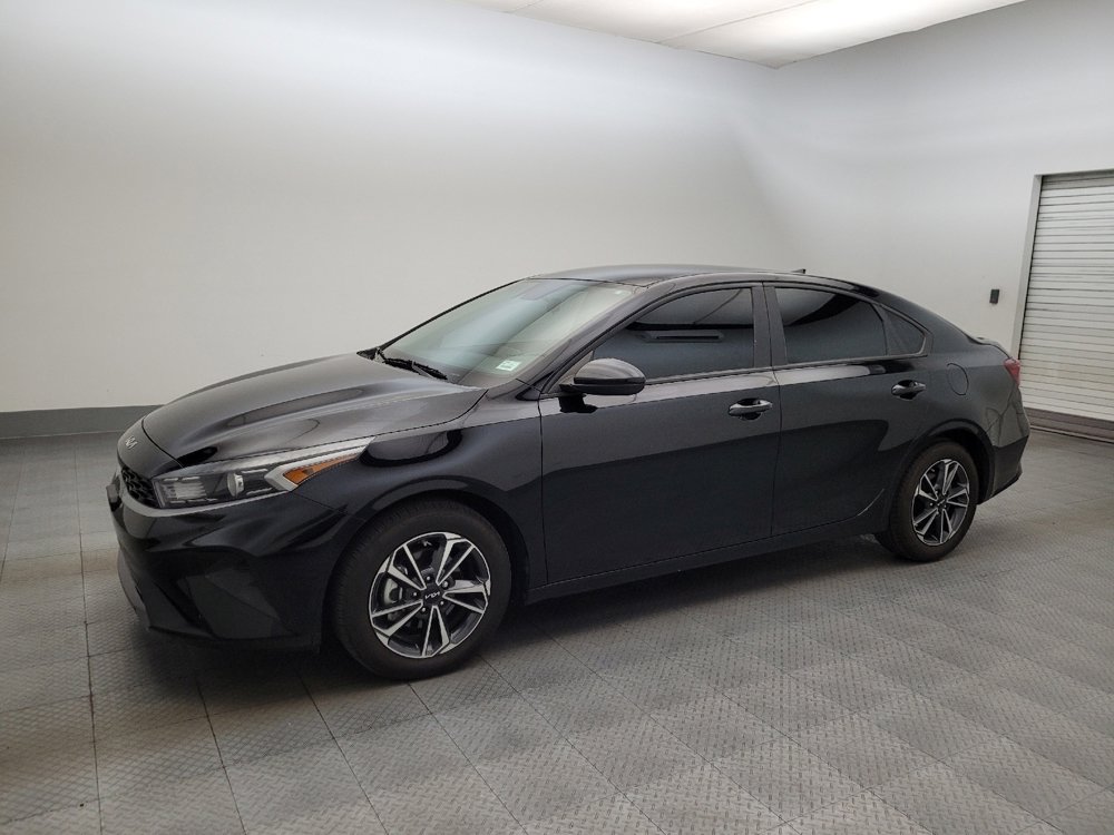 Used 2024 Kia Forte LXS image 2