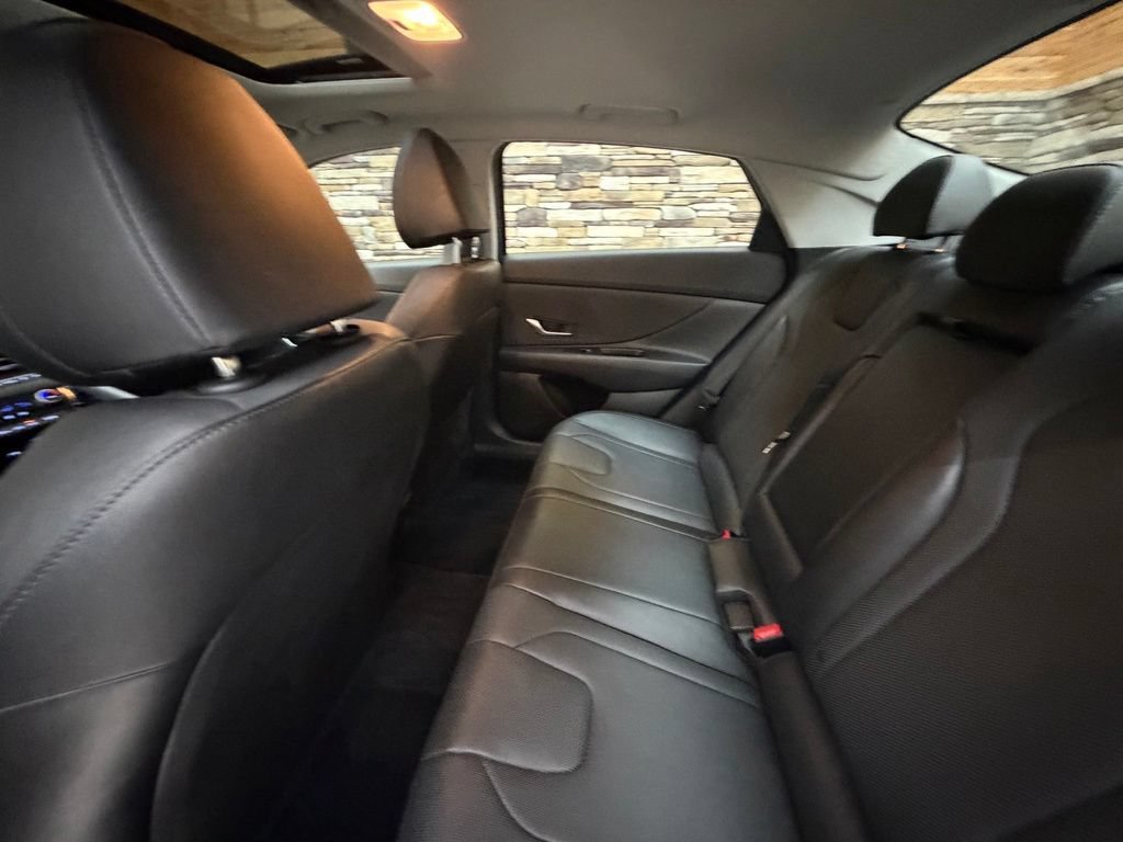 Used 2023 Hyundai Elantra Limited w/ Cargo Package FWD image 56