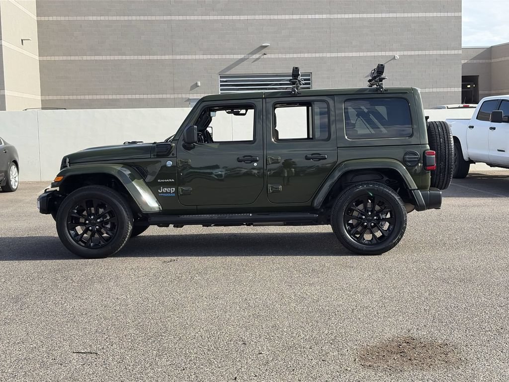 Used 2021 Jeep Wrangler Unlimited Sahara w/ Cold Weather Group AWD/4WD image 10