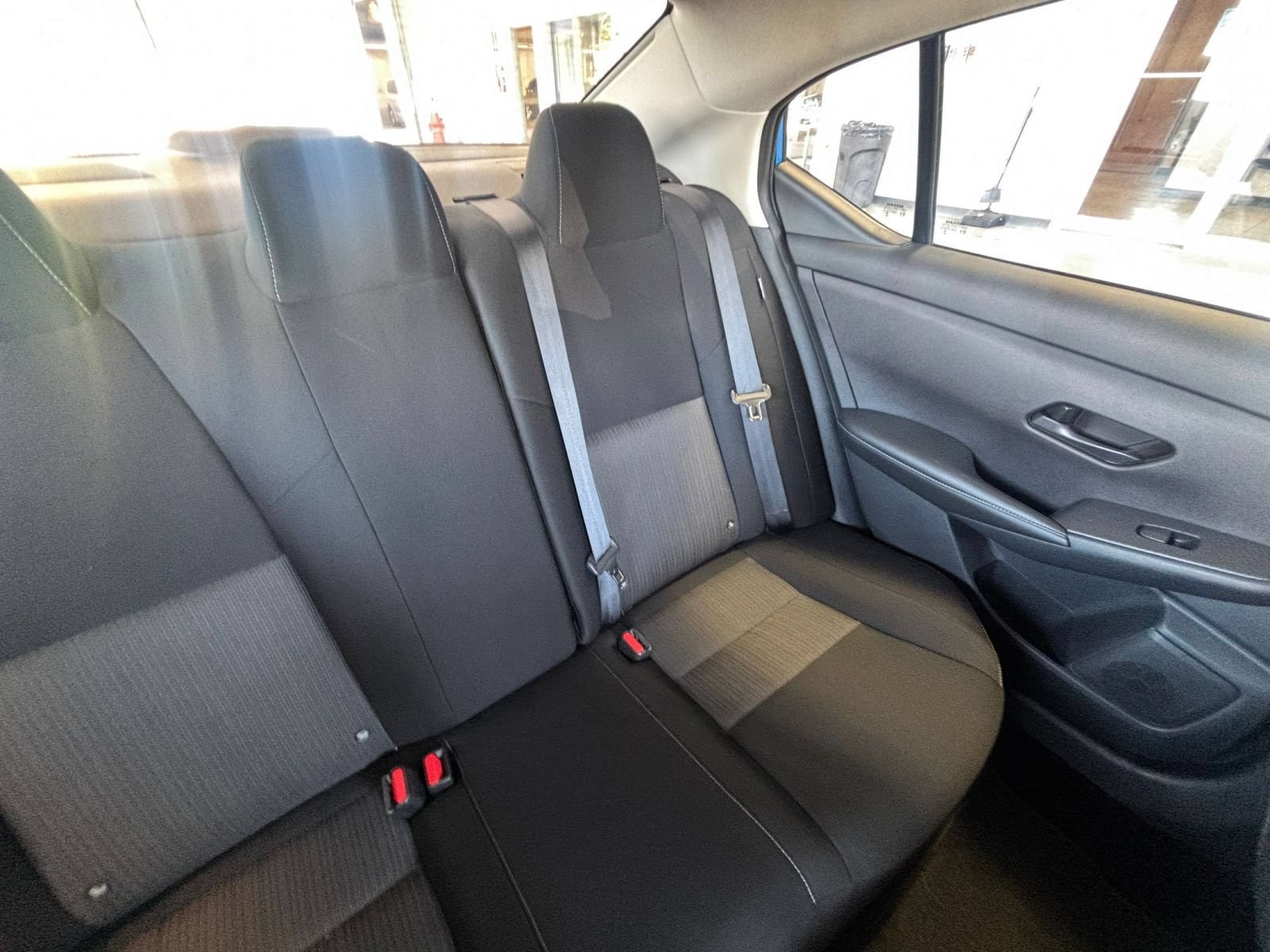 Used 2025 Nissan Sentra SV FWD image 35
