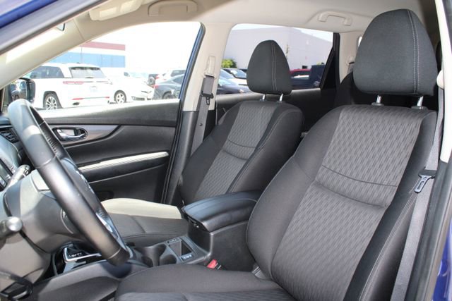 Used 2020 Nissan Rogue SV AWD/4WD image 31