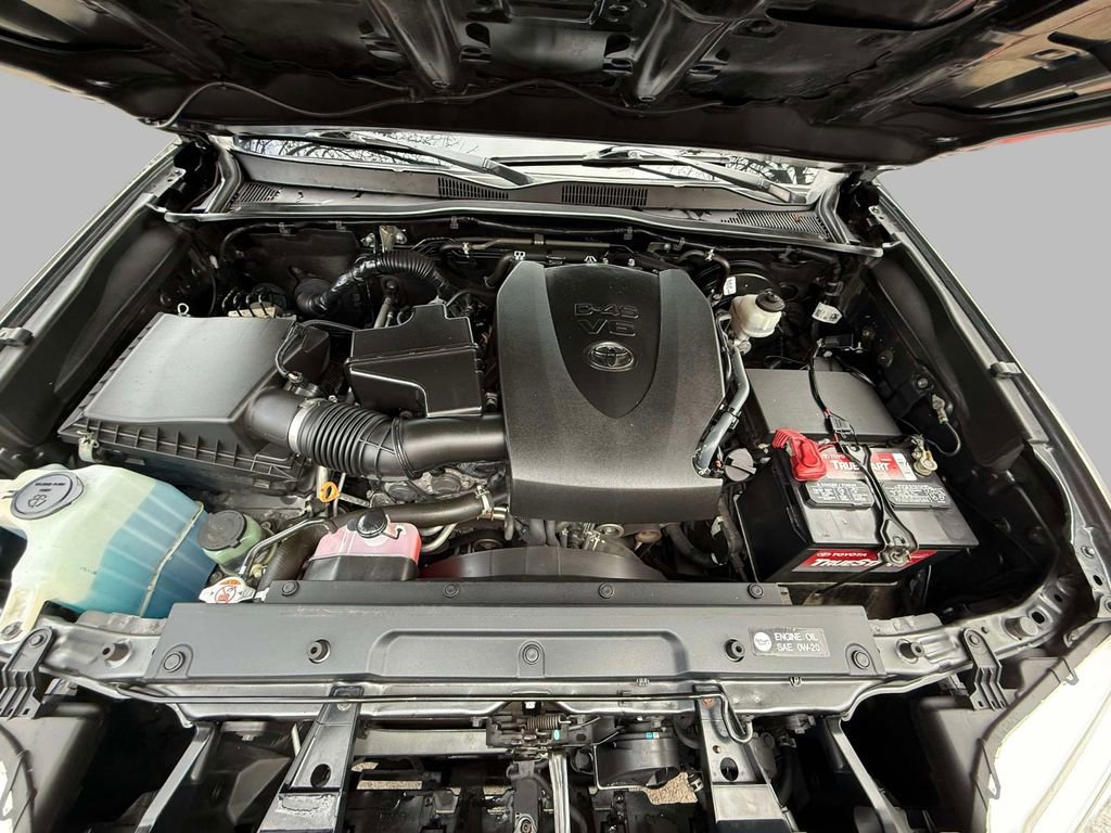 Used 2018 Toyota Tacoma SR w/ SR Convenience Package image 21