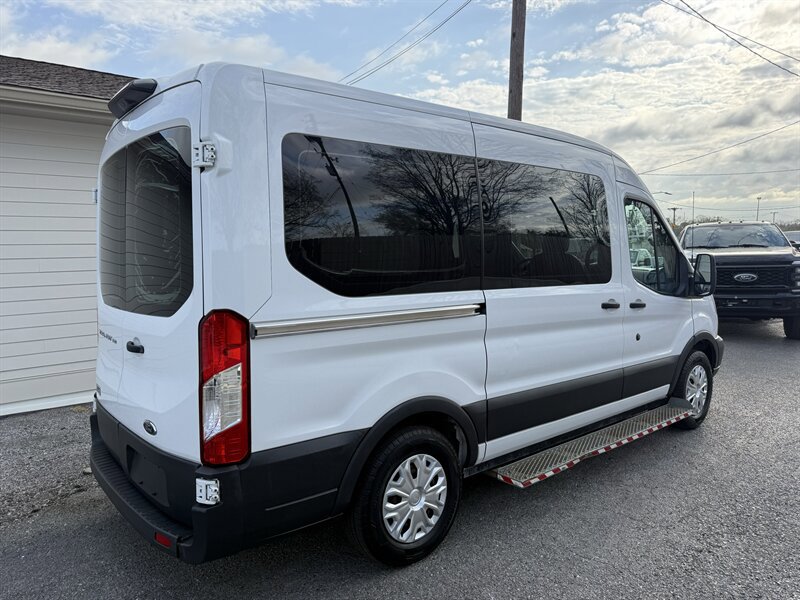 Used 2018 Ford Transit 150 XL RWD image 34