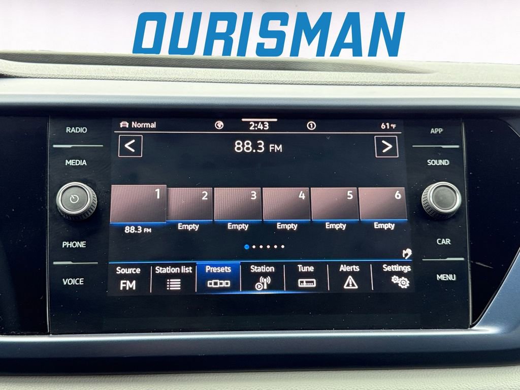 Used 2022 Volkswagen Taos SE image 14