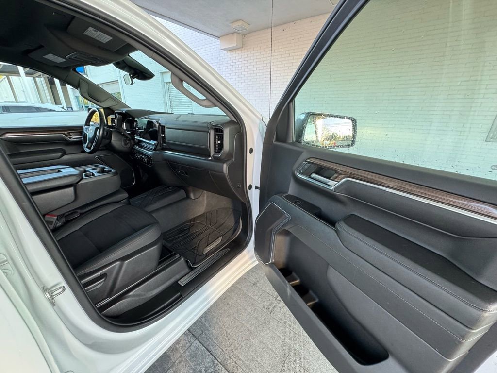 Used 2024 Chevrolet Silverado 1500 LT w/ Protection Package image 16