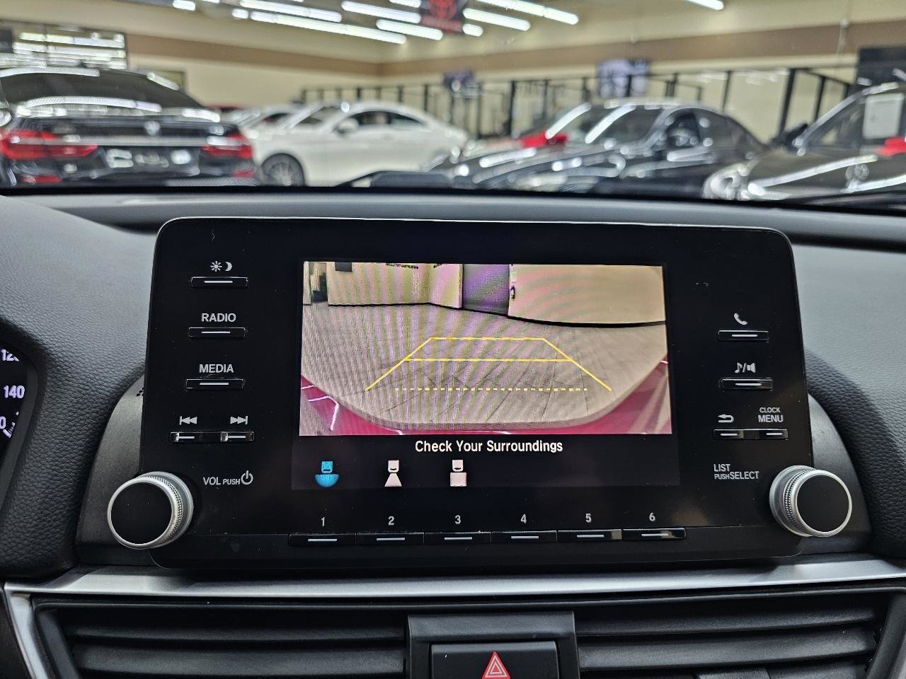Used 2019 Honda Accord LX image 29