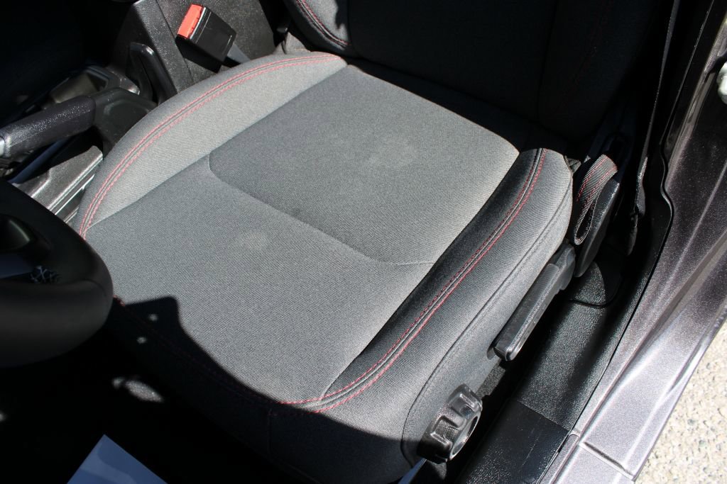 Used 2025 Jeep Wrangler Unlimited Rubicon AWD/4WD image 15