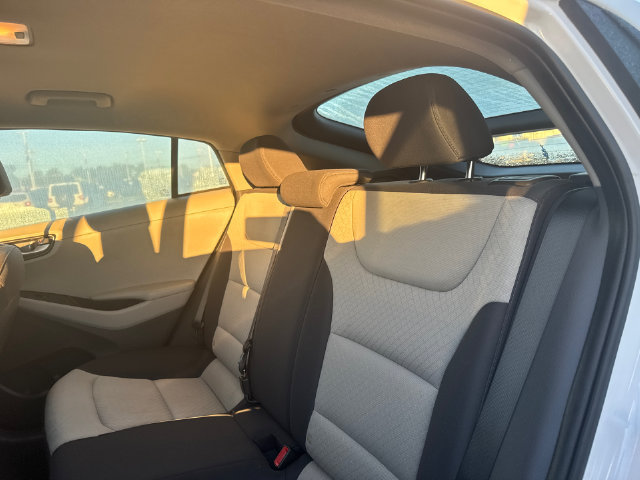 Used 2017 Hyundai Ioniq Blue FWD image 23
